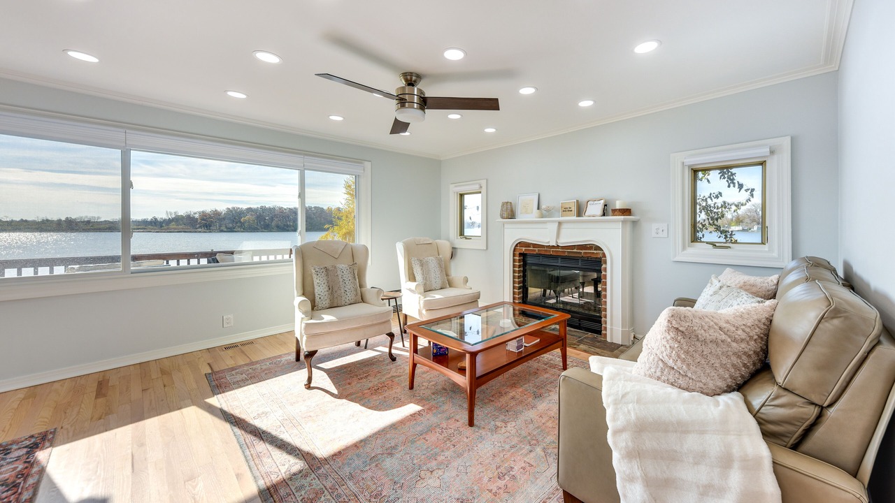 Photo of Bedroom in Fox Lake