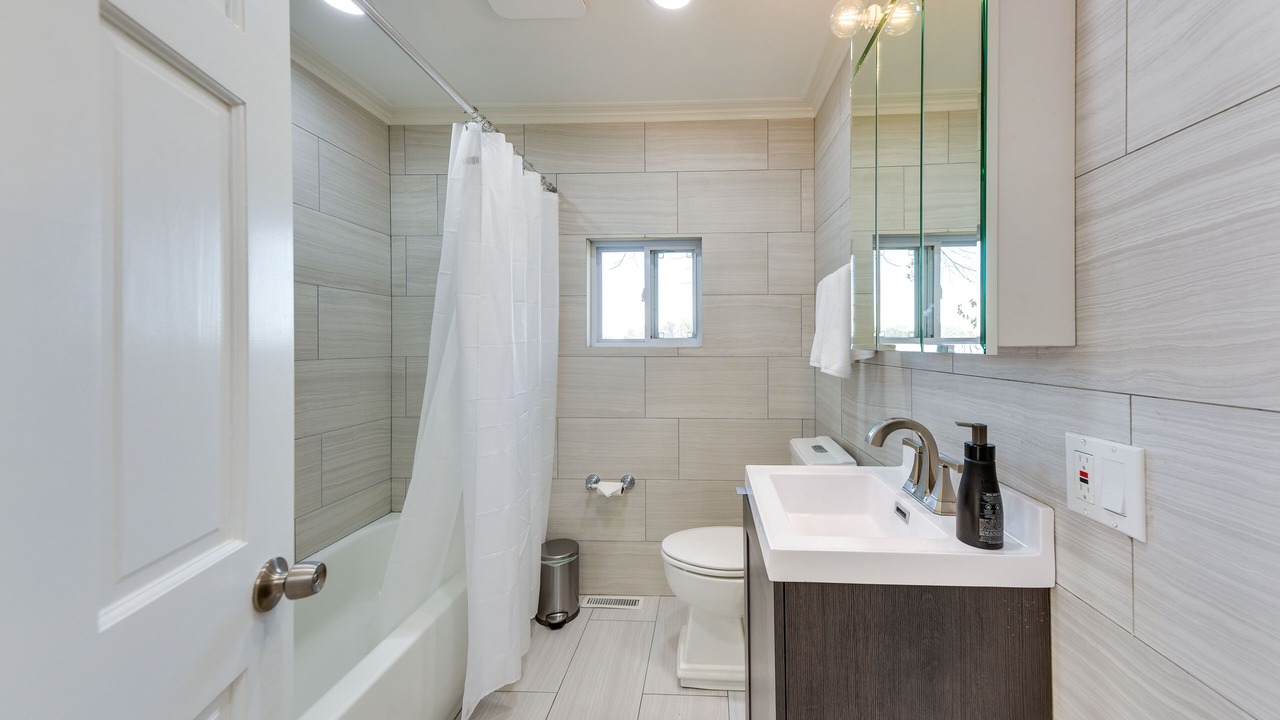 Photo of Bathroom in Fox Lake