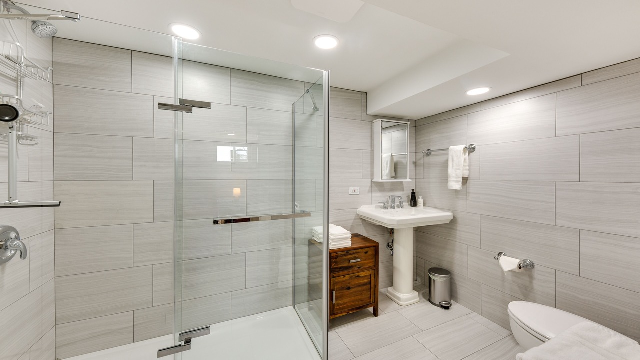 Photo of Bathroom in Fox Lake