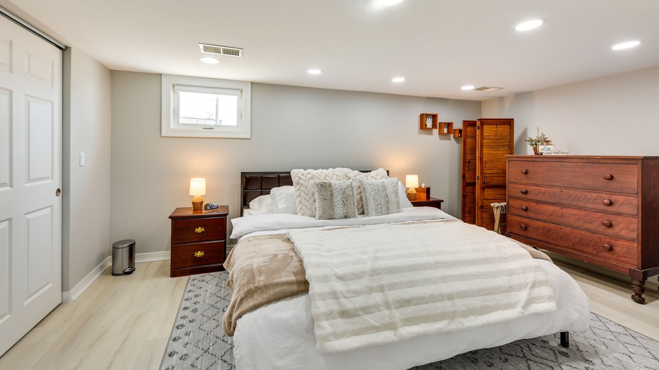 Photo of Bedroom in Fox Lake