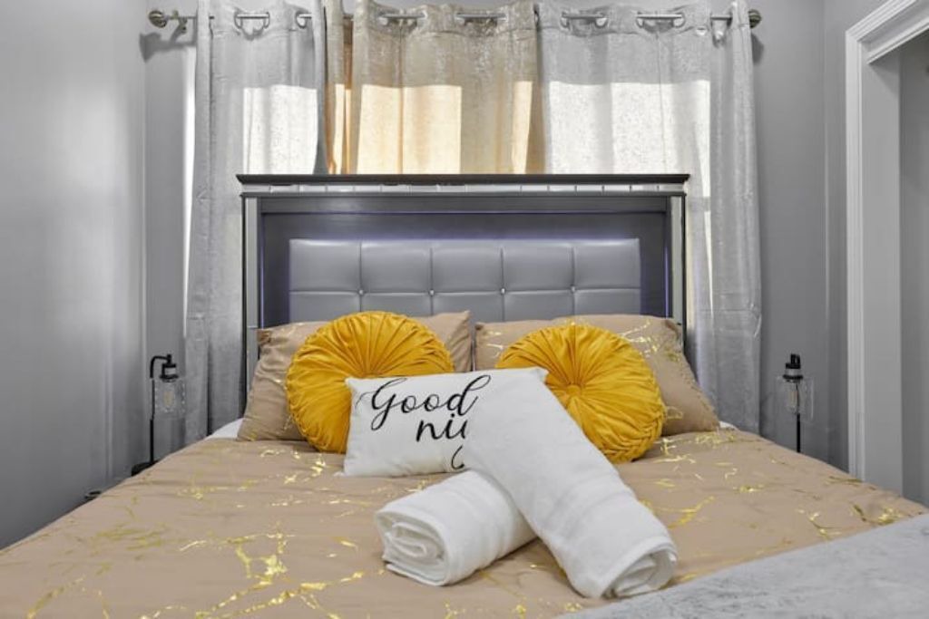 Photo of Bedroom in Belmont Cragin