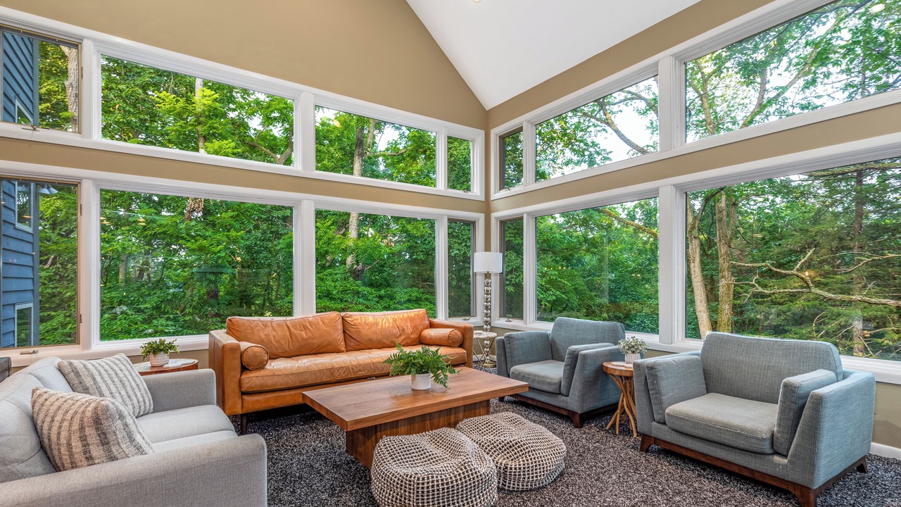 Photo of Livingroom in The Galena Territory