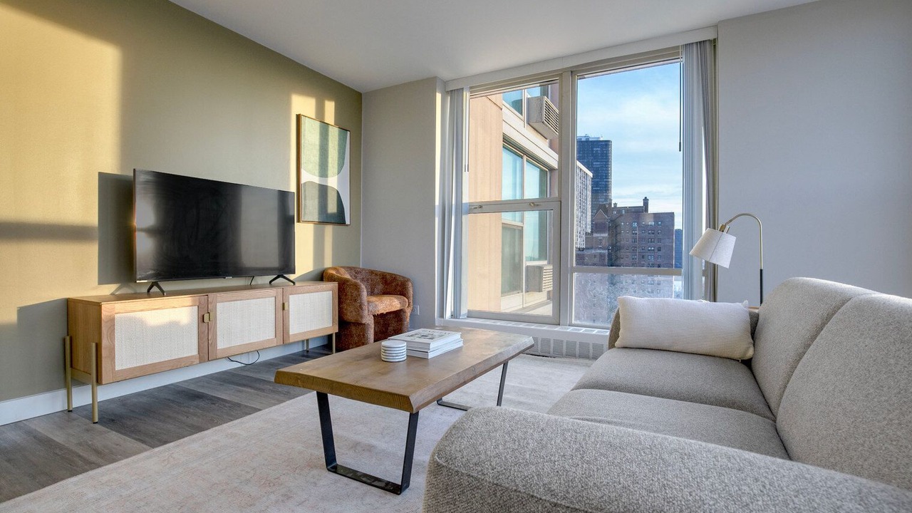 Photo of Livingroom in Edgewater Beach
