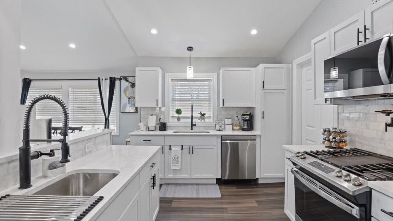 Photo of Kitchen in Oakbrook Terrace