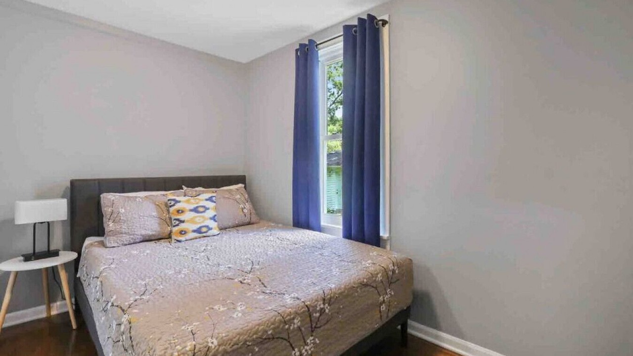 Photo of Bedroom in Homewood
