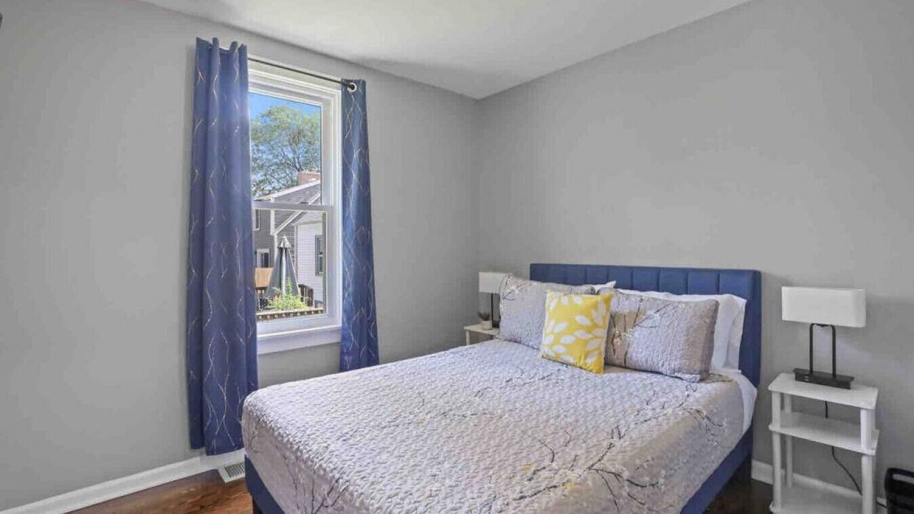 Photo of Bedroom in Homewood