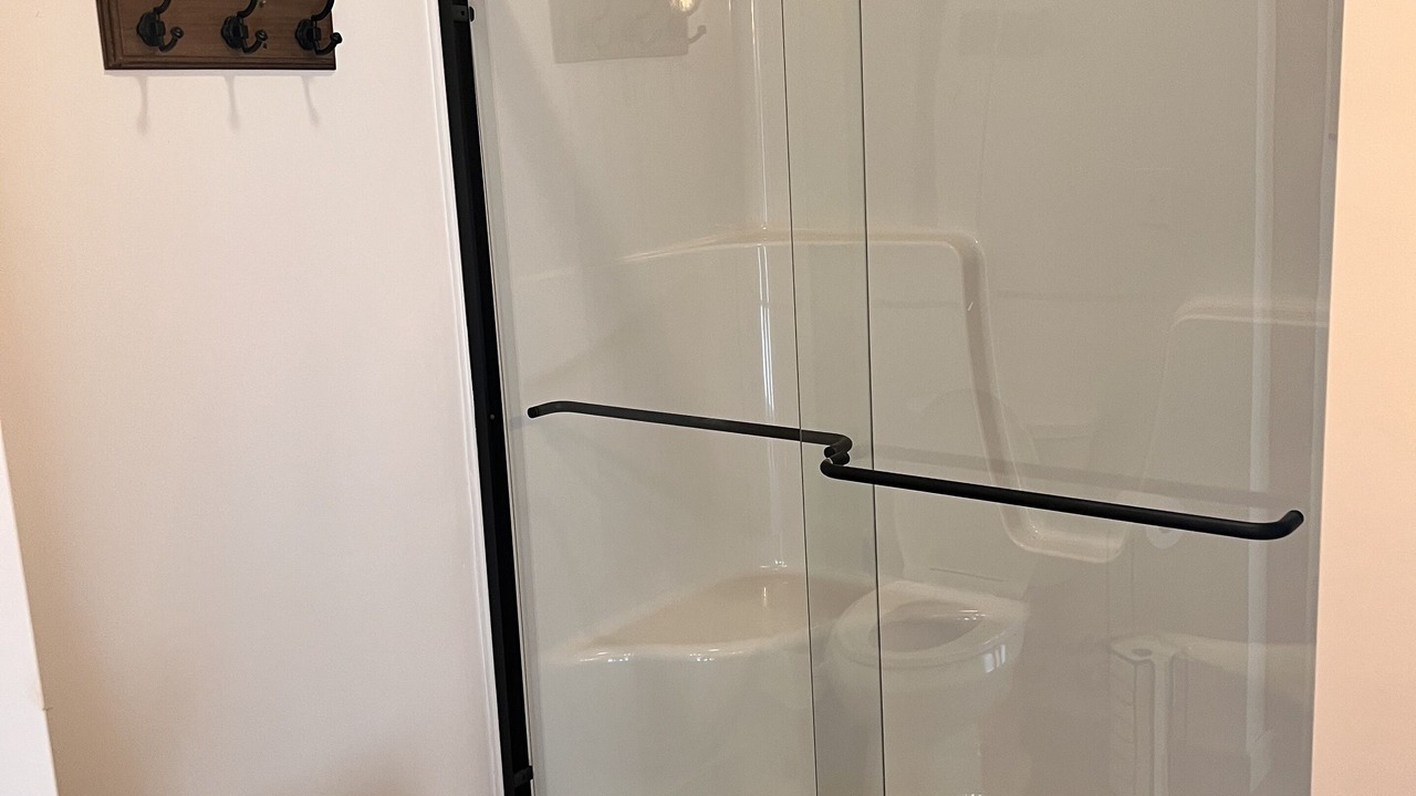 Photo of Bathroom in Johnston City