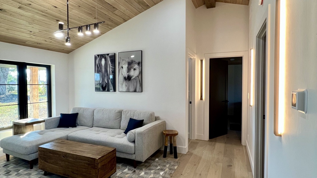 Photo of Bedroom in Orange Prairie