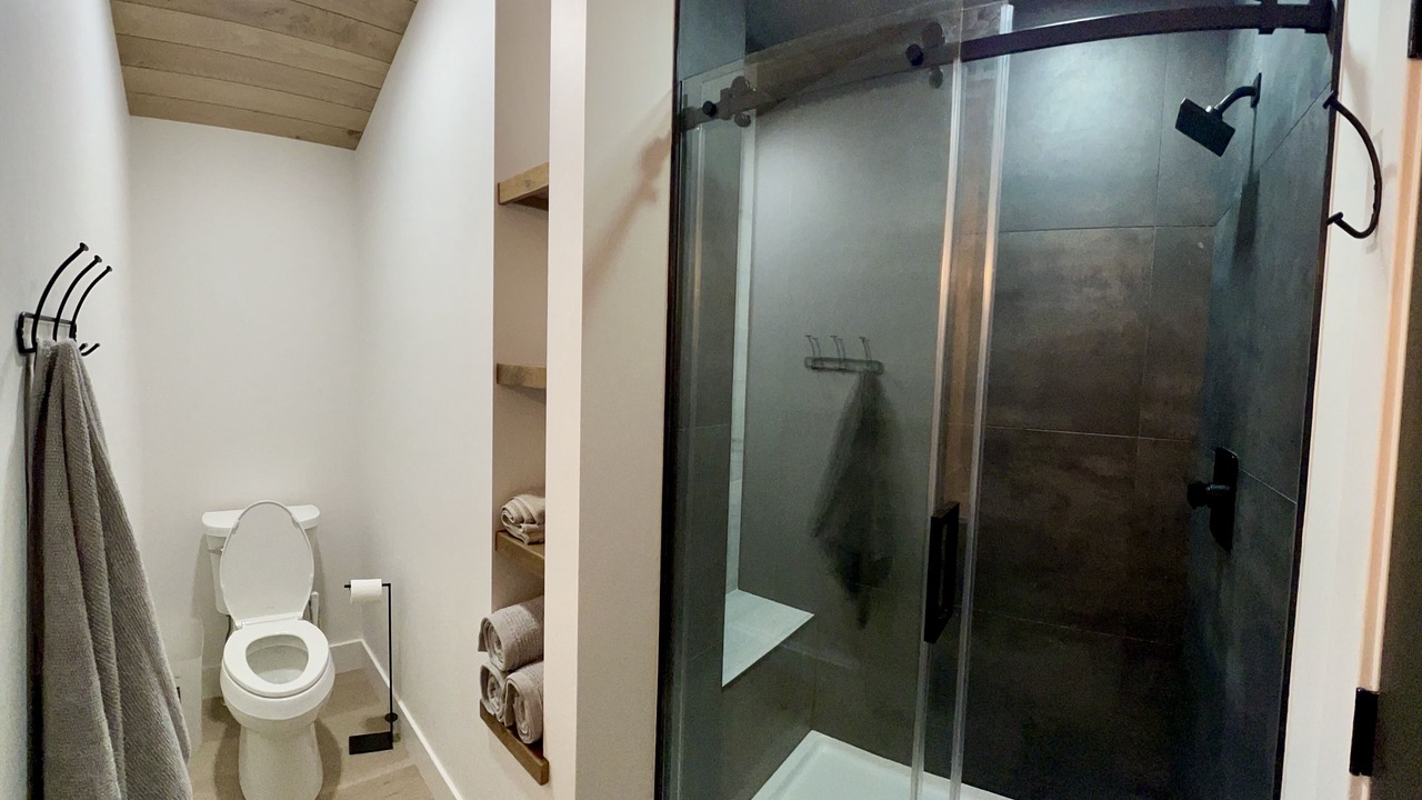 Photo of Bathroom in Orange Prairie