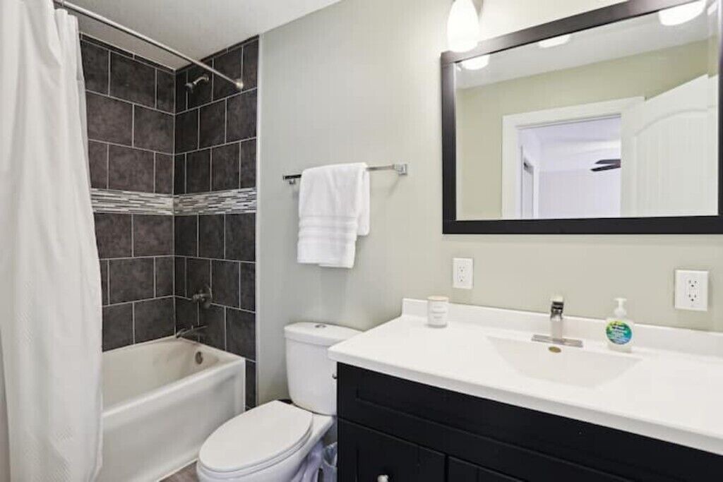 Photo of Bathroom in Savoy