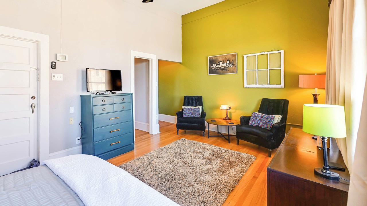 Photo of Bedroom in Decatur