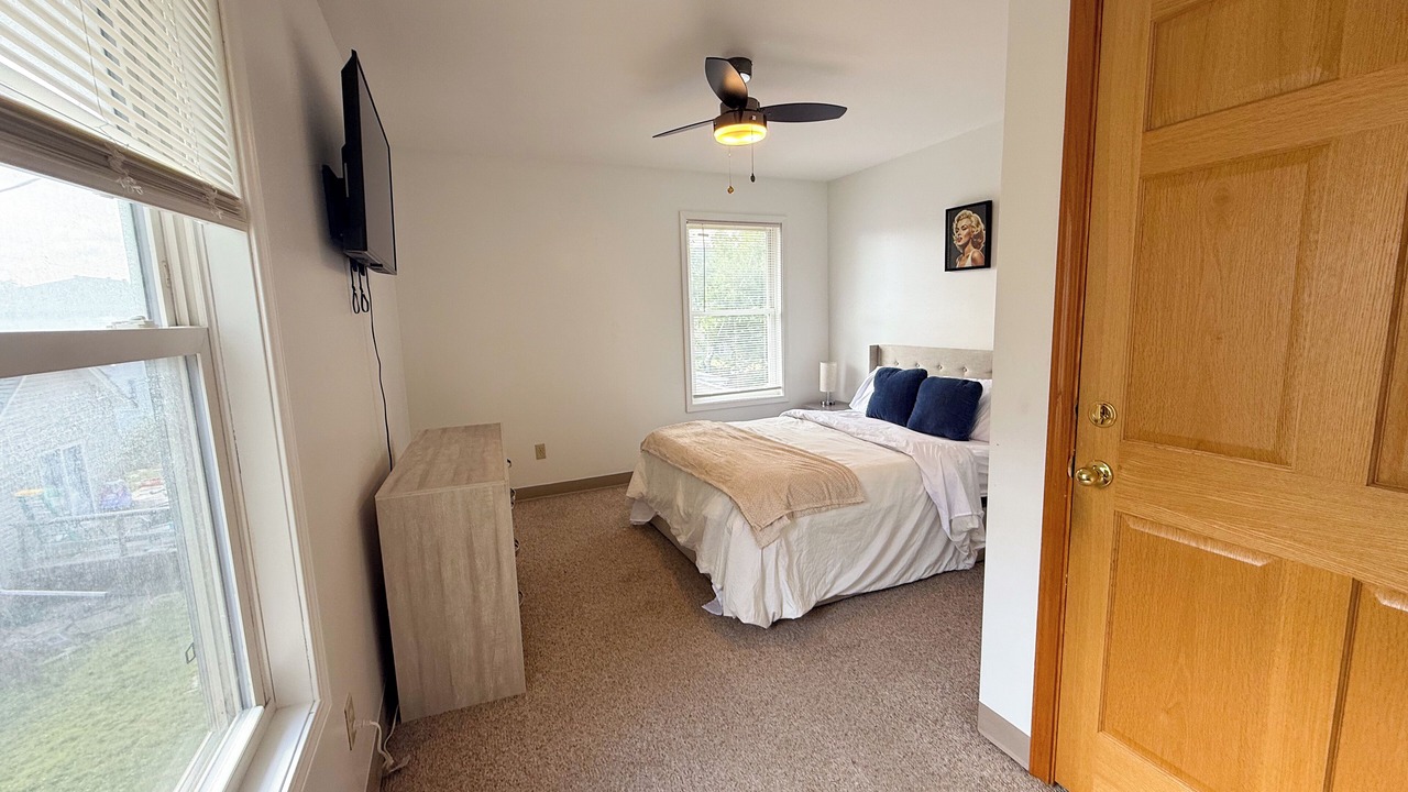 Photo of Bedroom in Macomb