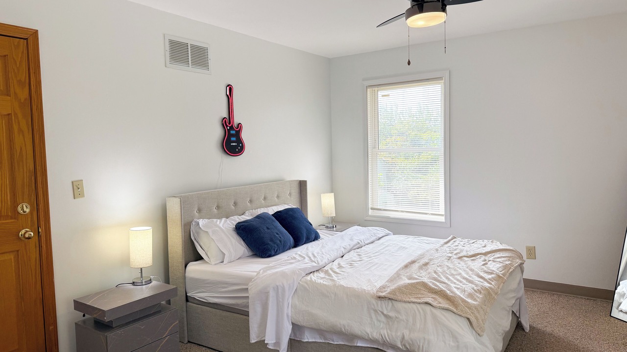 Photo of Bedroom in Macomb