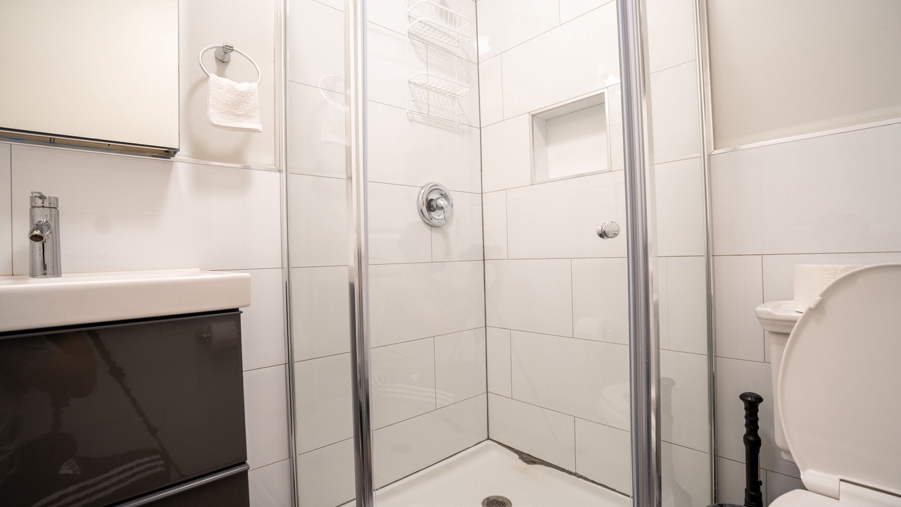 Photo of Bathroom in Hyde Park