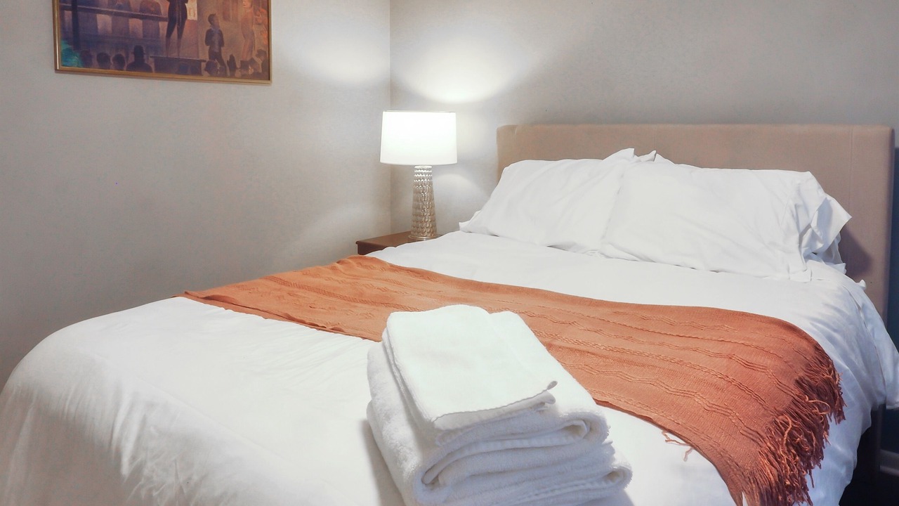 Photo of Bedroom in Wilmette