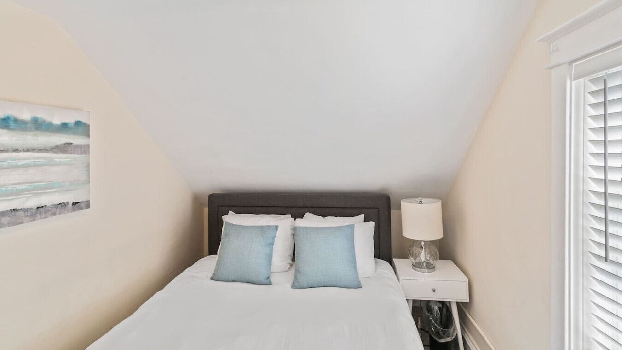 Photo of Bedroom in Libertyville
