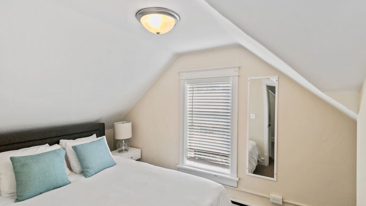 Photo of Bedroom in Libertyville
