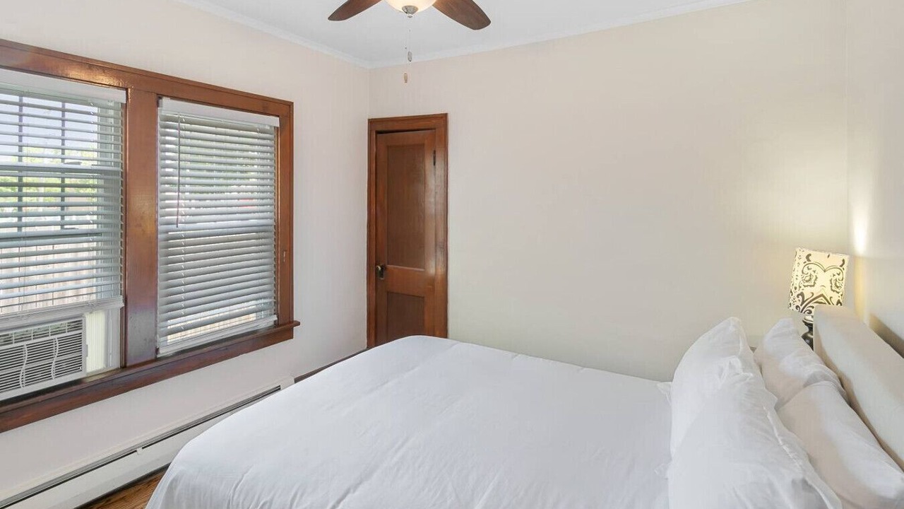 Photo of Bedroom in Libertyville