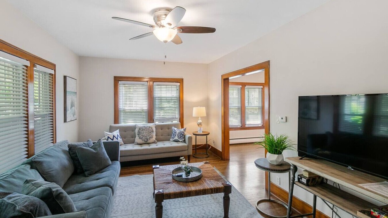 Photo of Livingroom in Libertyville
