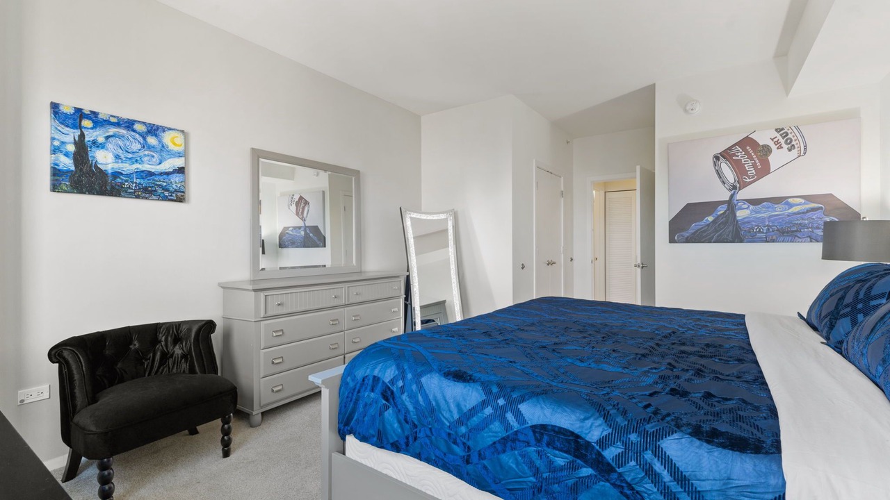 Photo of Bedroom in Evanston