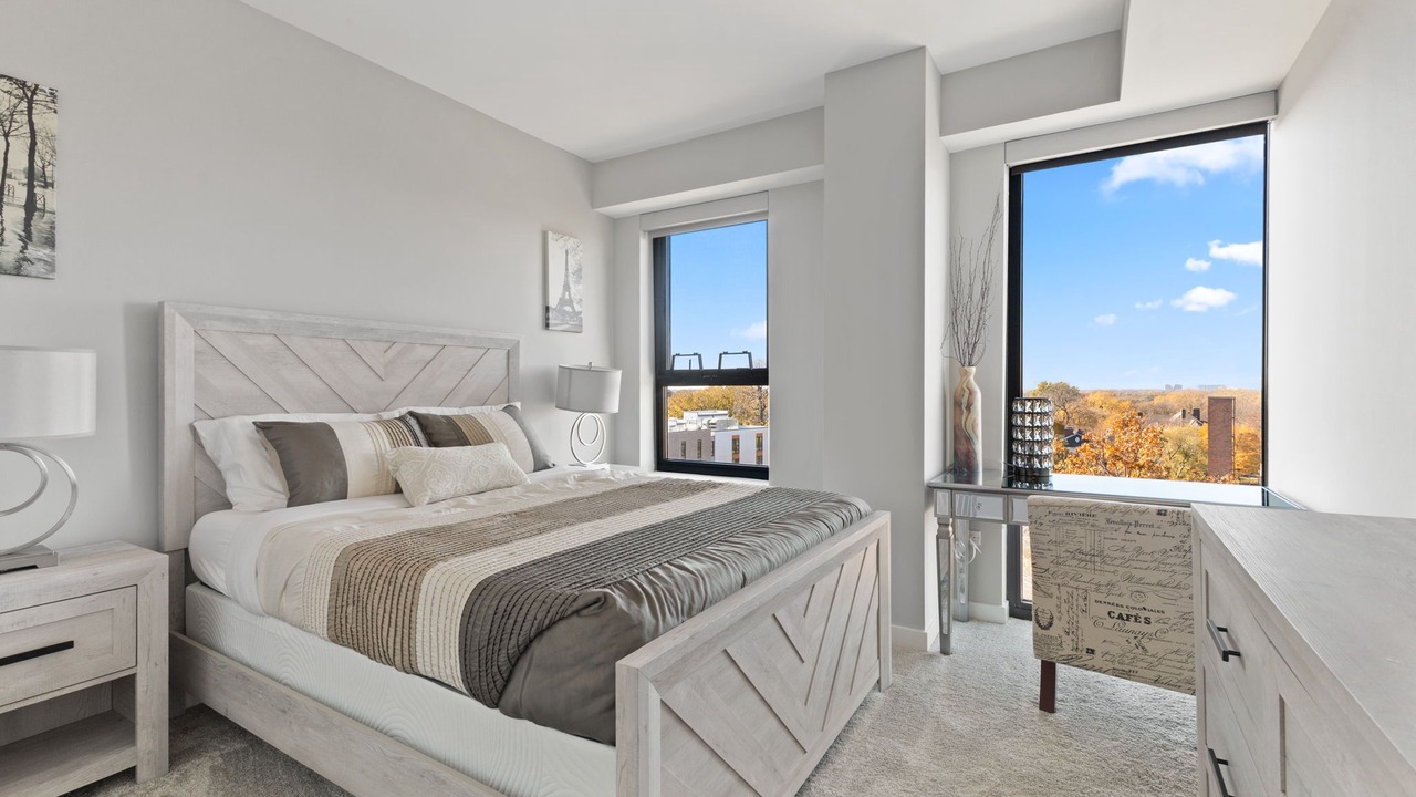 Photo of Bedroom in Evanston