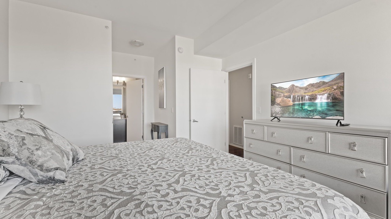 Photo of Bedroom in Evanston
