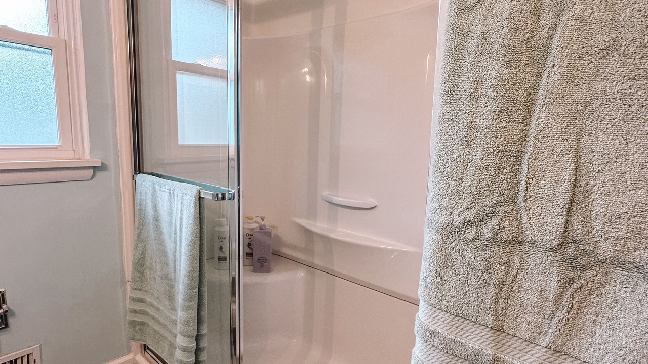 Photo of Bathroom in Leland Grove