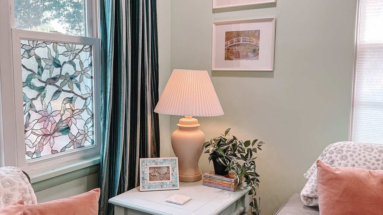 Photo of Livingroom in Leland Grove