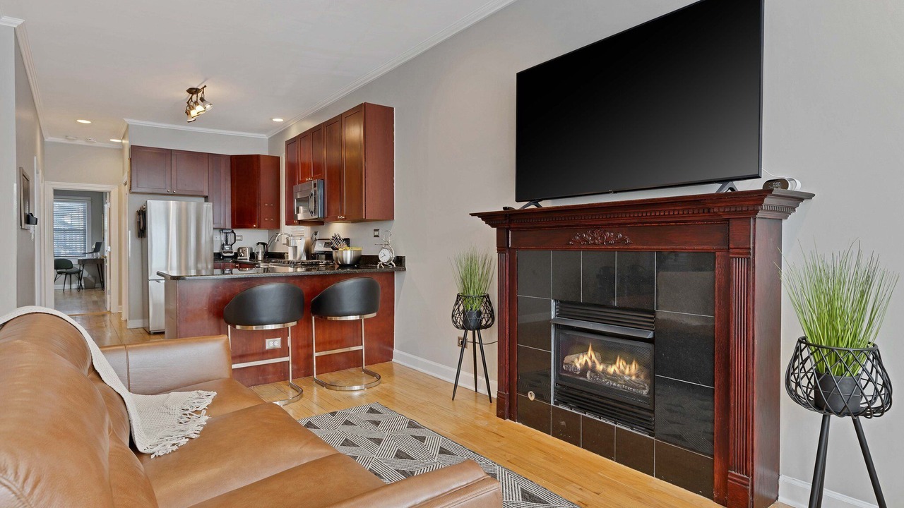 Photo of Livingroom in Lakeview
