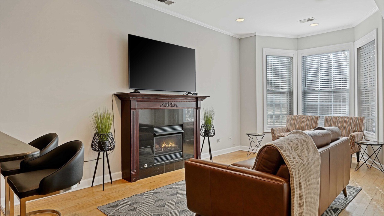Photo of Livingroom in Lakeview