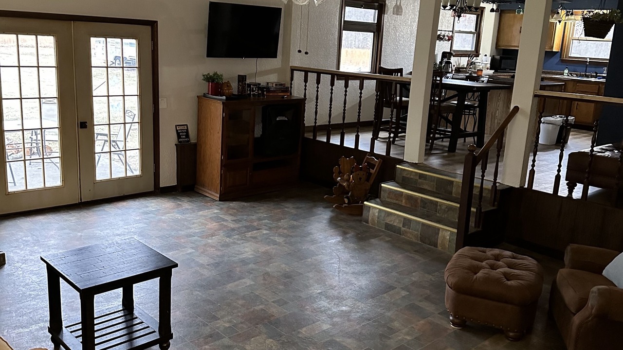 Photo of Livingroom in Flora