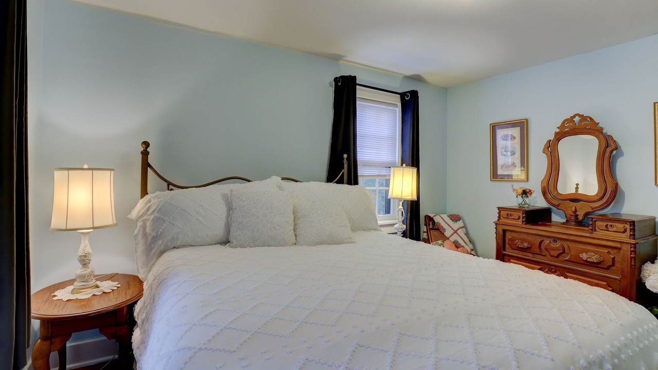 Photo of Bedroom in Decatur