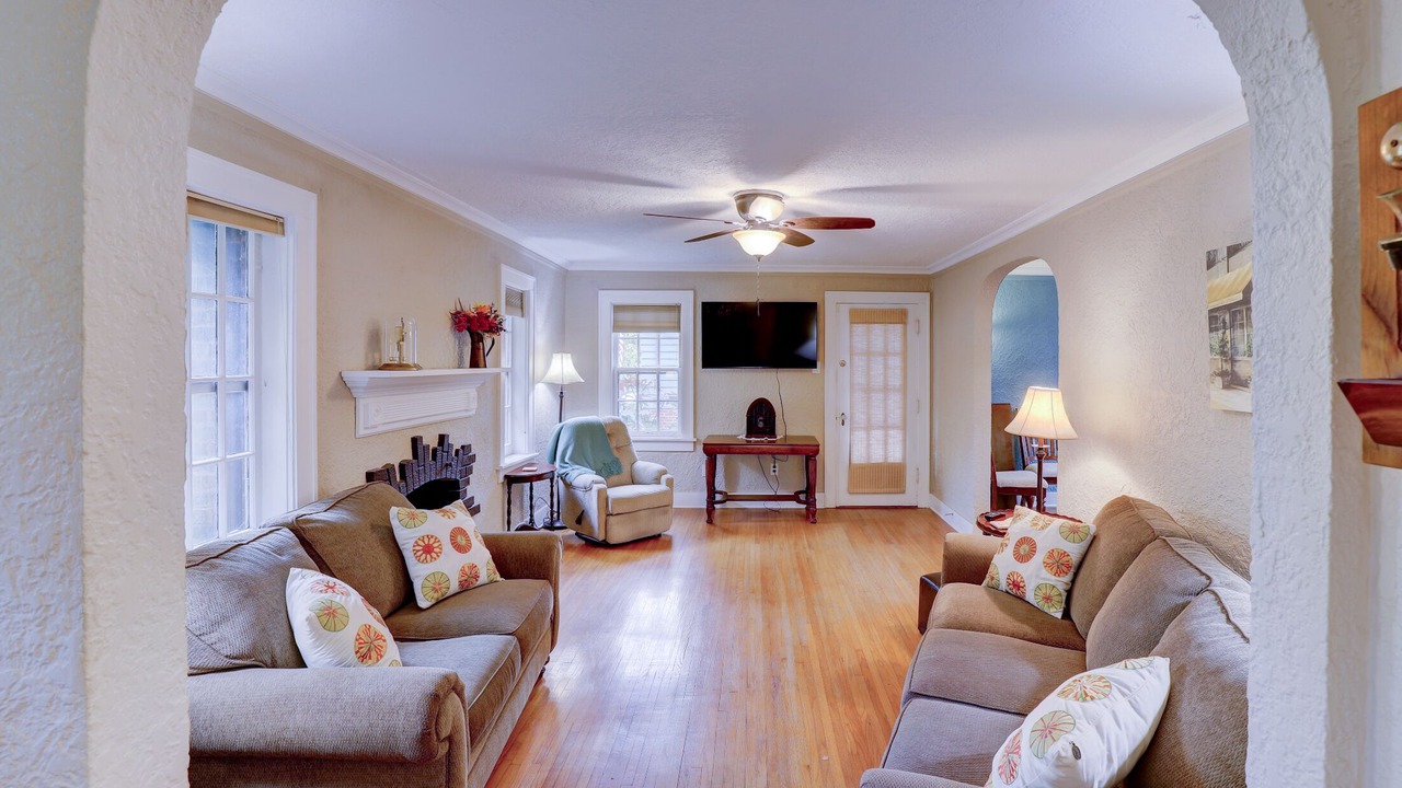 Photo of Livingroom in Decatur