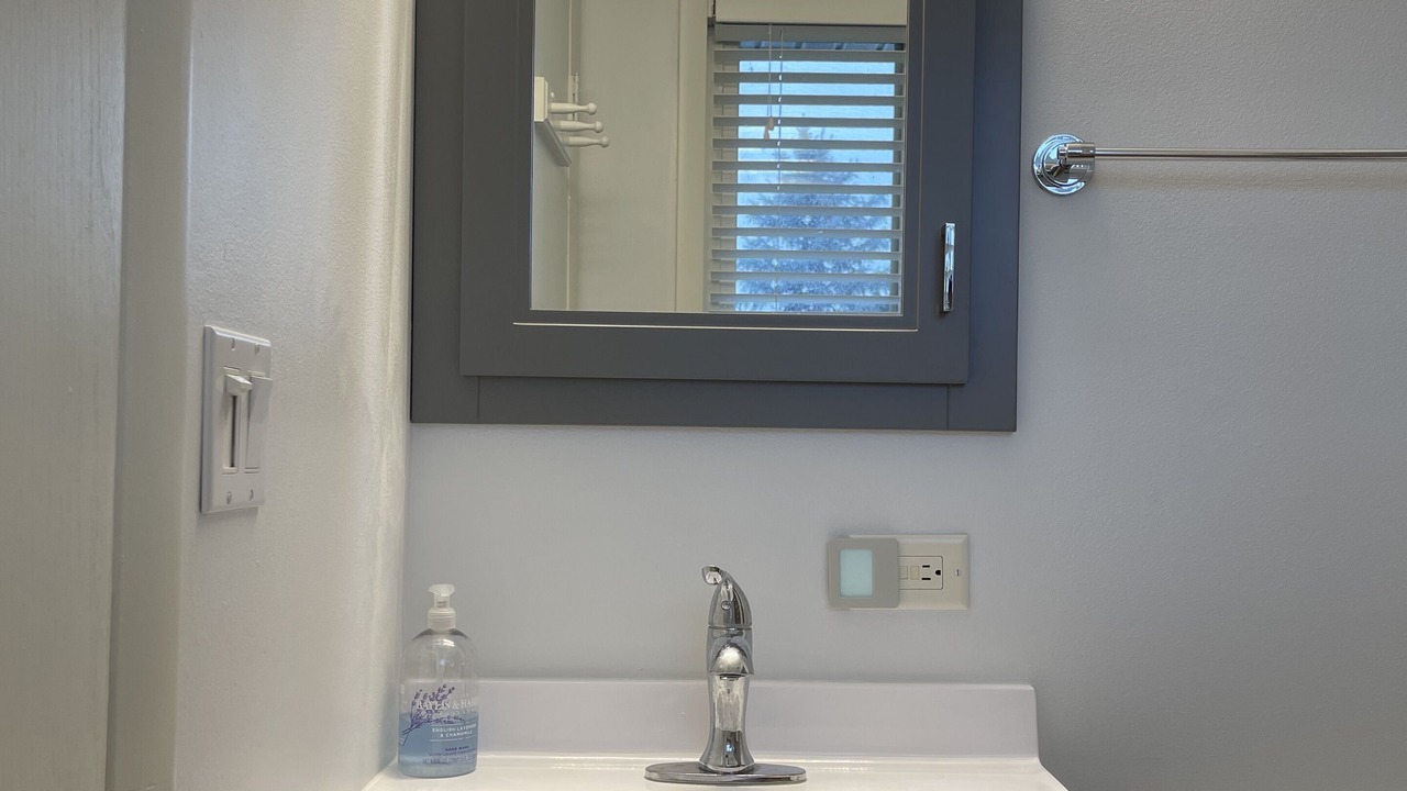 Photo of Bathroom in Itasca