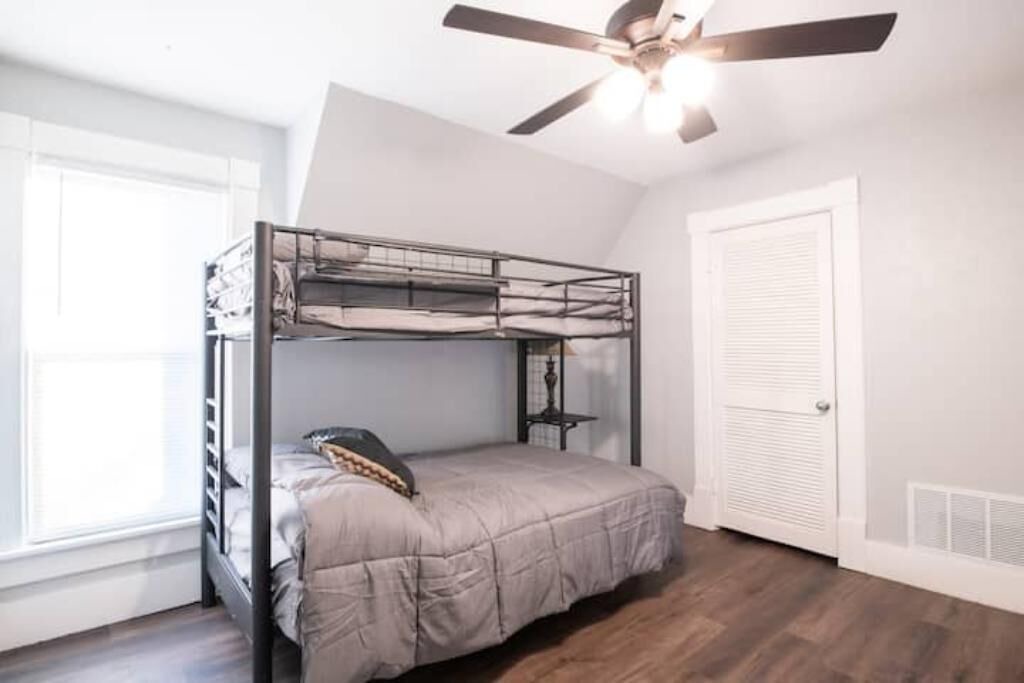 Photo of Bedroom in Metamora