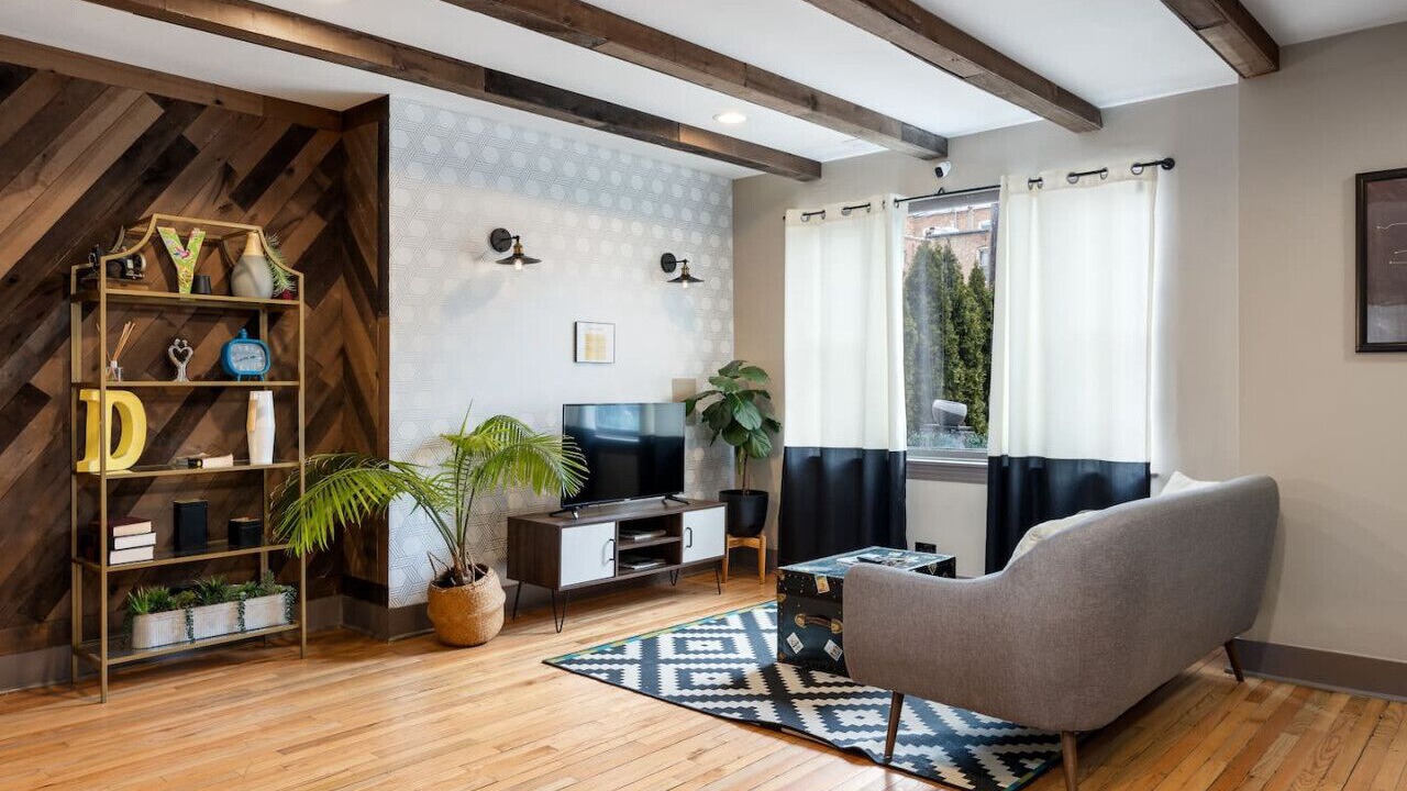 Photo of Bedroom in Bronzeville