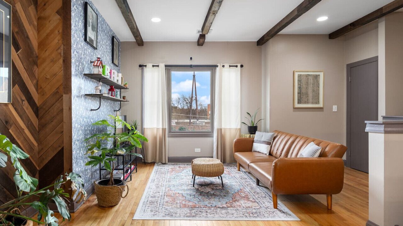 Photo of Bedroom in Bronzeville