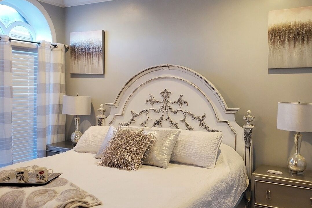Photo of Bedroom in Alton