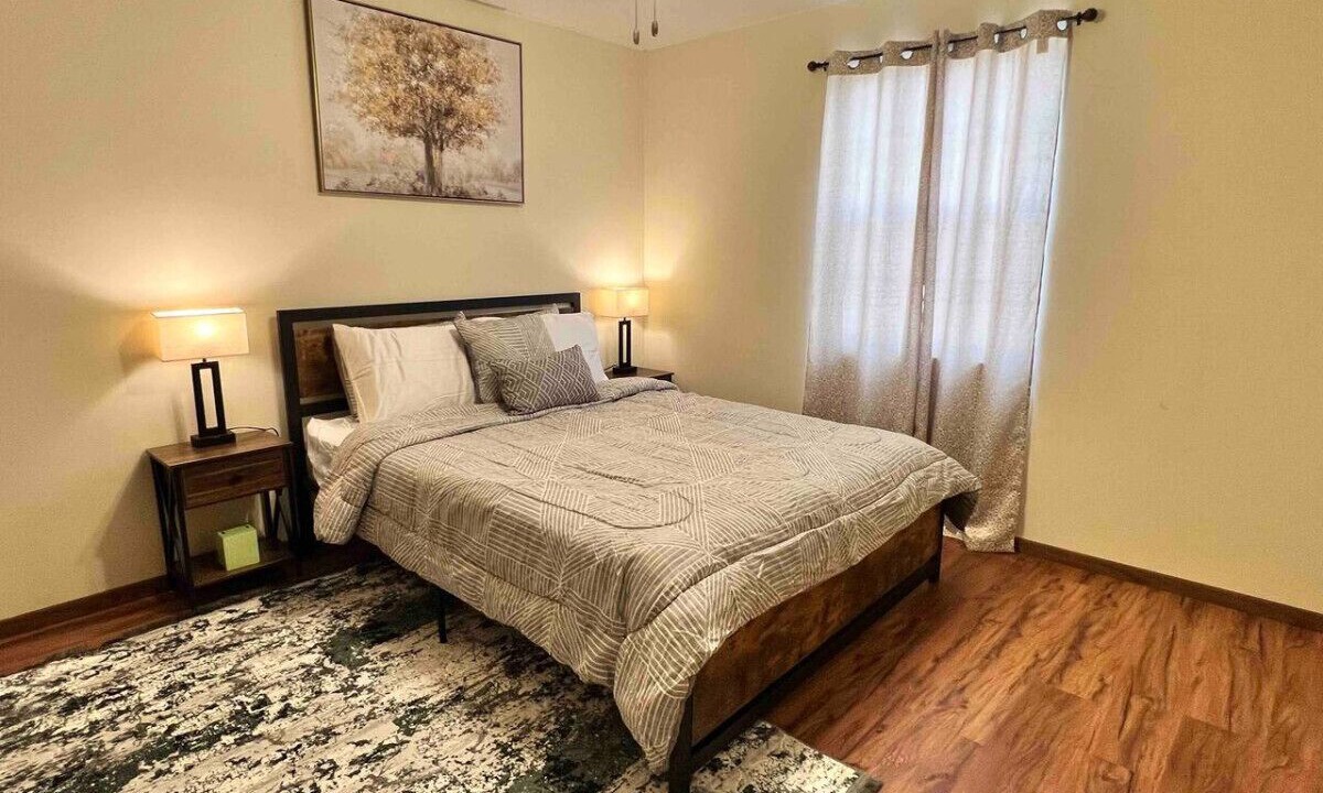 Photo of Bedroom in Orange Prairie