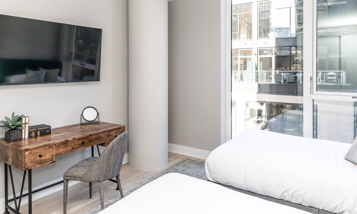 Photo of Bedroom in Near North Side