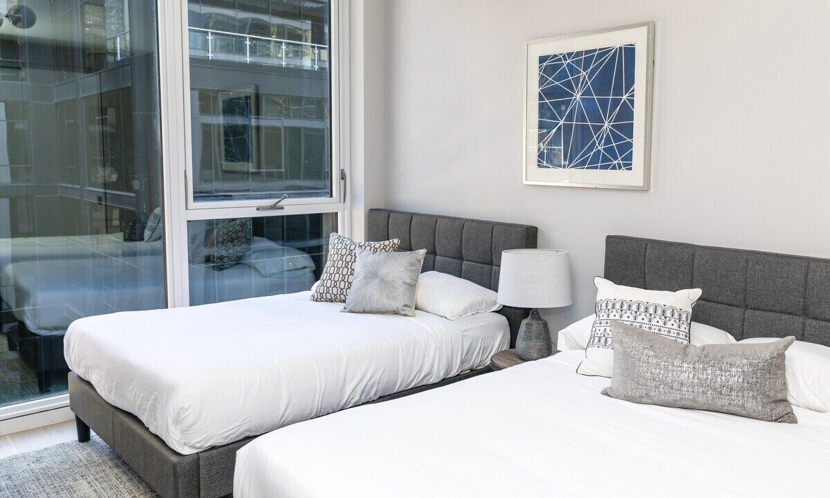 Photo of Bedroom in Near North Side