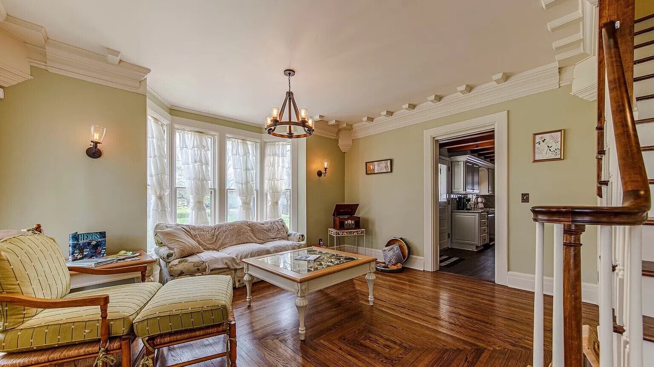 Photo of Livingroom in Kaneville