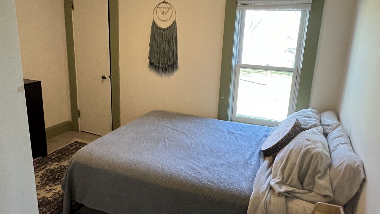 Photo of Bedroom in Kaneville