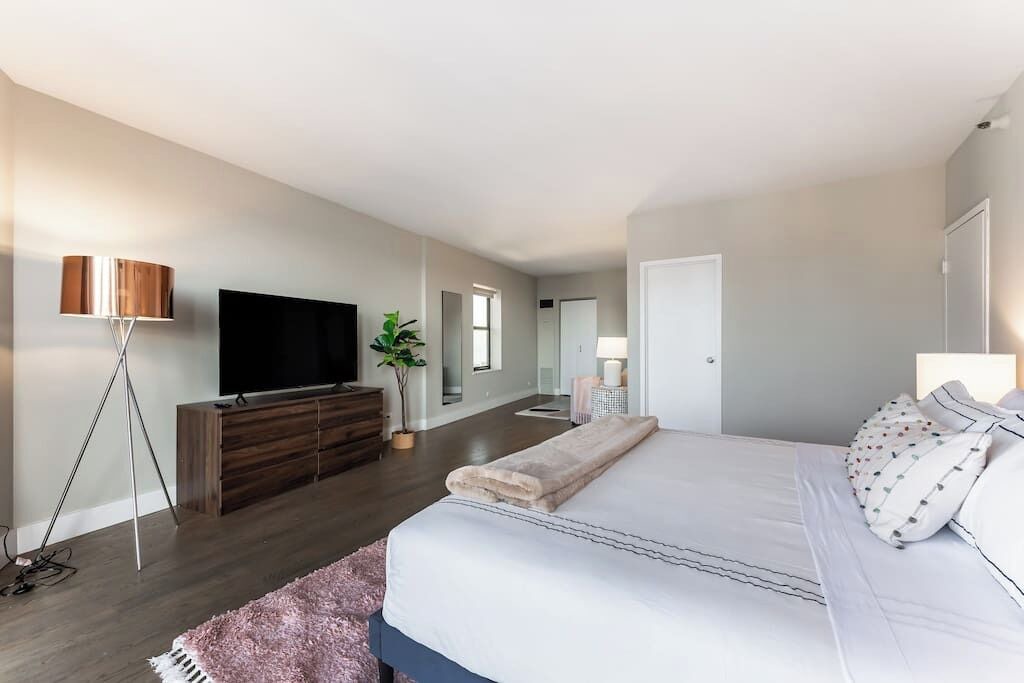 Photo of Bedroom in The Loop