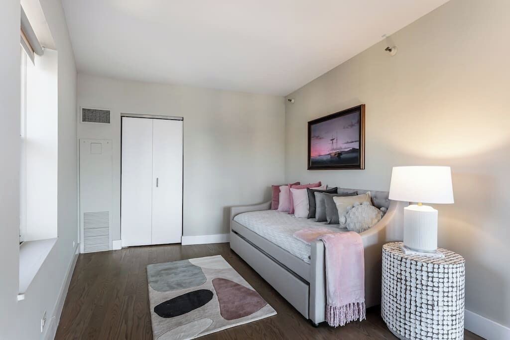 Photo of Bedroom in The Loop