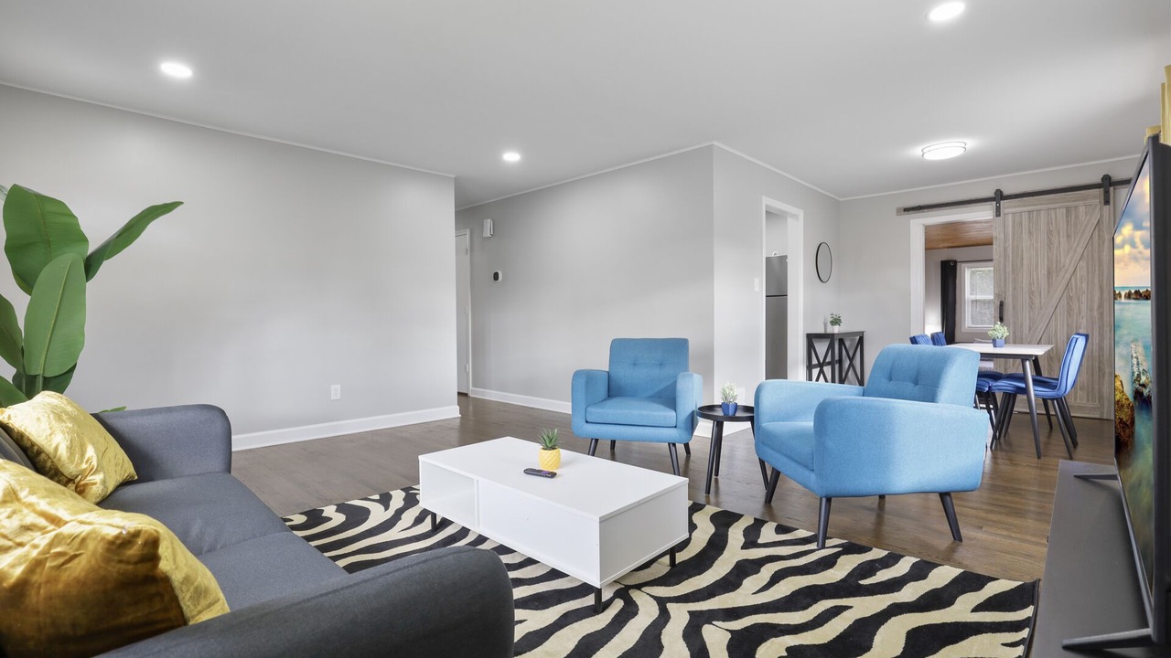 Photo of Livingroom in Homewood
