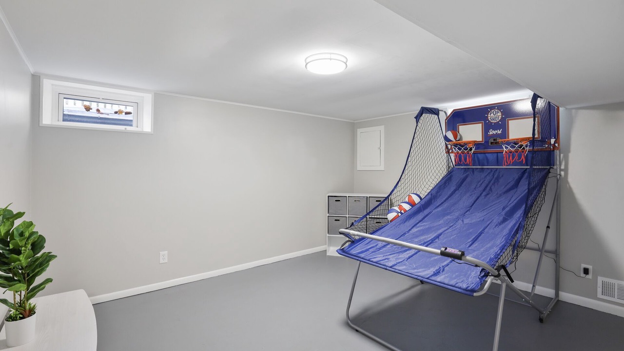 Photo of Bedroom in Homewood