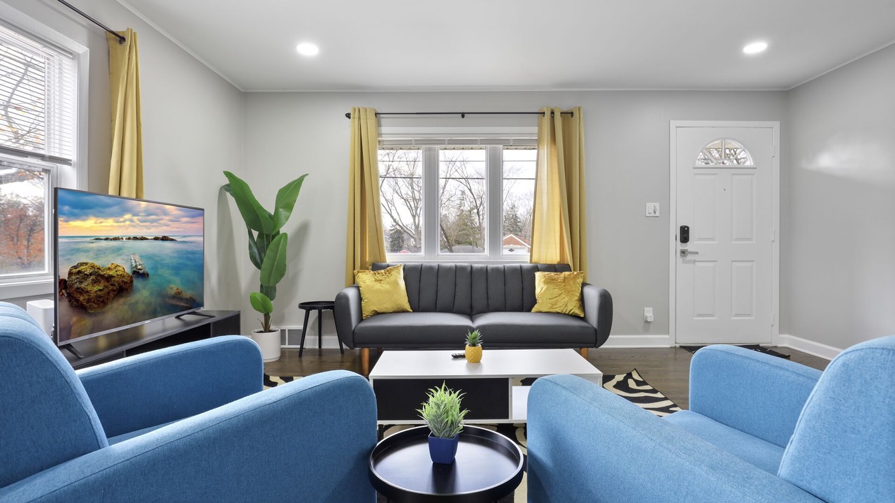 Photo of Livingroom in Homewood