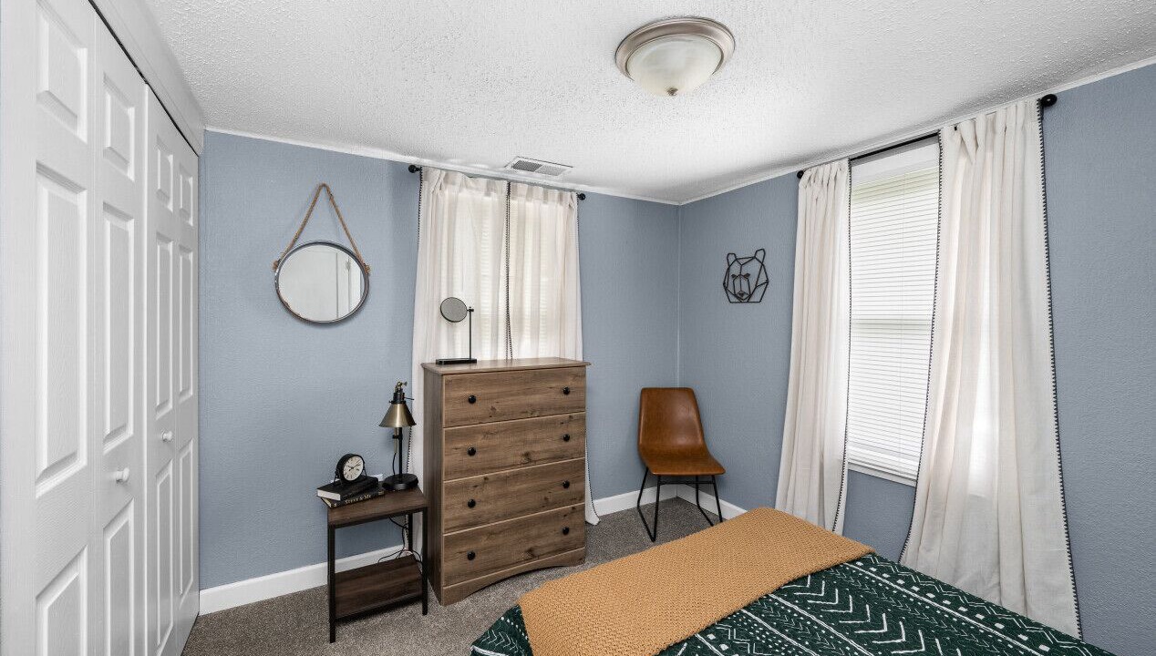 Photo of Bedroom in Silvis