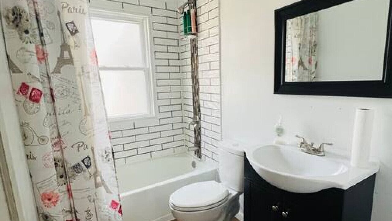 Photo of Bathroom in Rock Island